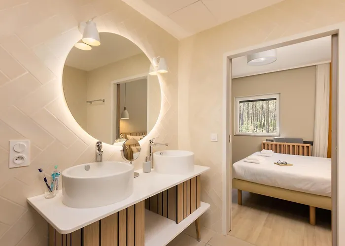 Apartahotel Center Parcs Les Landes De Gascogne 3*